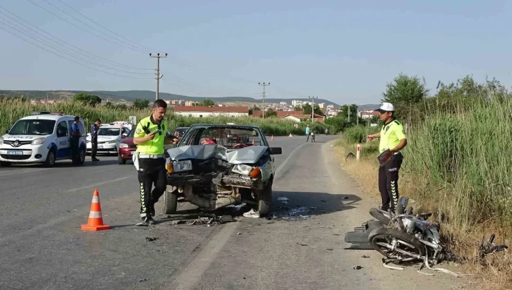 Kütahya’da otomobil ile motosiklet çarpıştı: 2 kişi yaralandı.