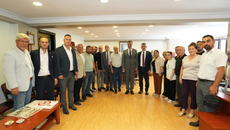 Manisa Büyükşehir Belediye Başkanı Ferdi Zeyrek, haftalık ilçe programlarına devam ediyor