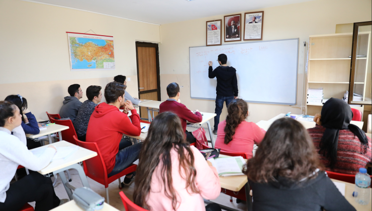 Denizli Sosyal Etkinlik Merkezleri yeni dönem için kapılarını açtı