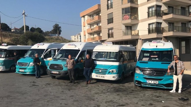 İzmir’de minibüs şoförleri kontak kapatıyor