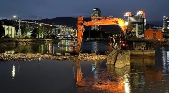 İzmir Körfezi’ni temiz tutmak için büyük mücadele